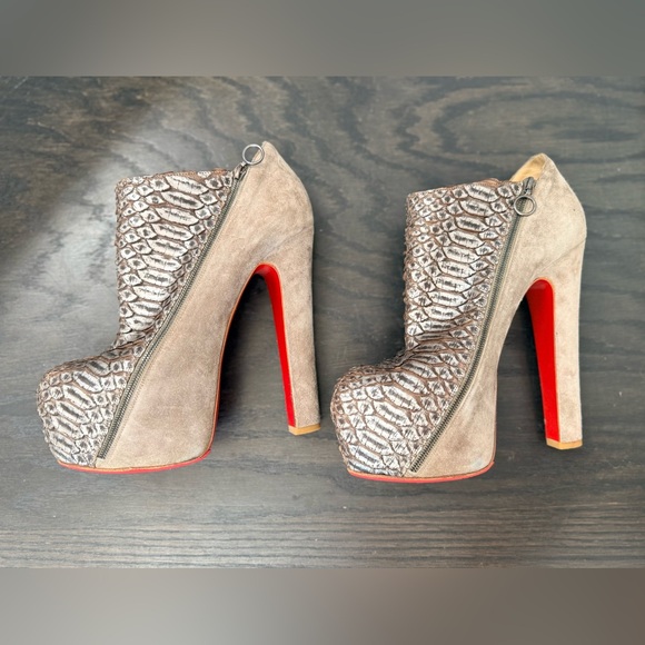 Christian Louboutin Shoes - Christian Louboutin Python Proposte / Veau Ankle Bootie 38 / 8